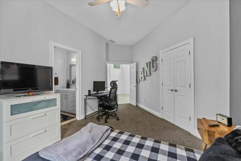 8517 Oakmont Lane Indianapolis IN 46260