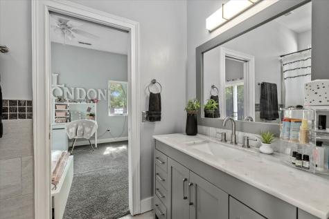 8517 Oakmont Lane Indianapolis IN 46260