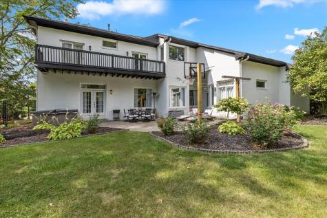 8517 Oakmont Lane Indianapolis IN 46260