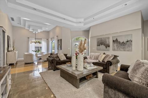 8517 Oakmont Lane Indianapolis IN 46260