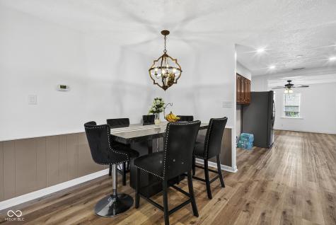560 Manhattan Avenue Indianapolis IN 46241