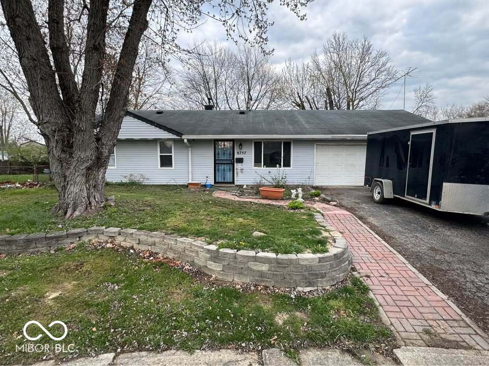 8757 Routiers Court Indianapolis IN 46219