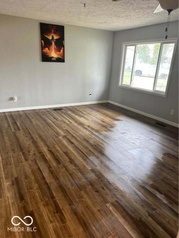 8757 Routiers Court Indianapolis IN 46219
