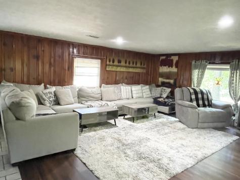 28 Lake Hart Mooresville IN 46158