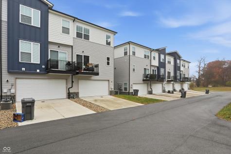 312 Steeples Boulevard Indianapolis IN 46222