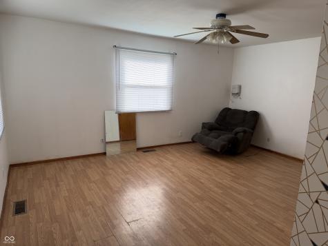208 N 5th Avenue Beech Grove IN 46107