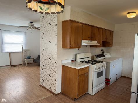 208 N 5th Avenue Beech Grove IN 46107