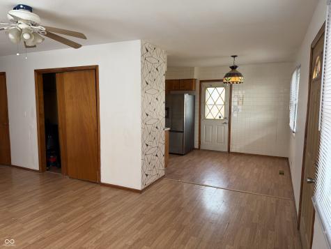 208 N 5th Avenue Beech Grove IN 46107