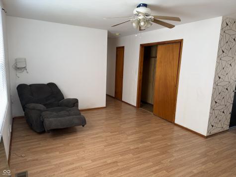 208 N 5th Avenue Beech Grove IN 46107