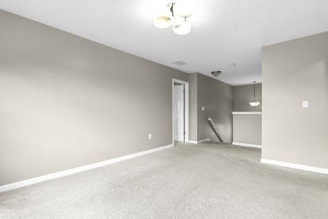 2064 Shadow Creek Boulevard Columbus IN 47201