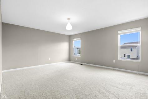 2064 Shadow Creek Boulevard Columbus IN 47201