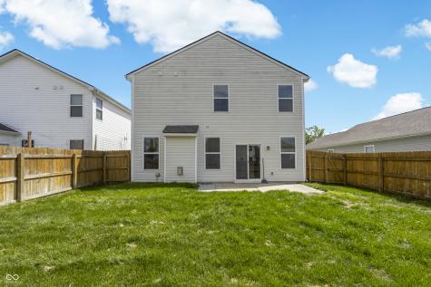 2064 Shadow Creek Boulevard Columbus IN 47201