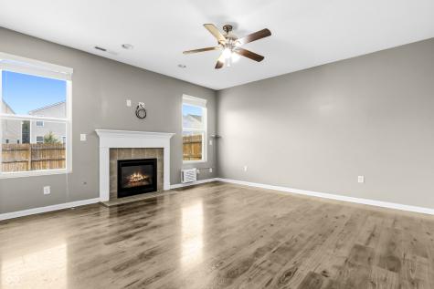 2064 Shadow Creek Boulevard Columbus IN 47201