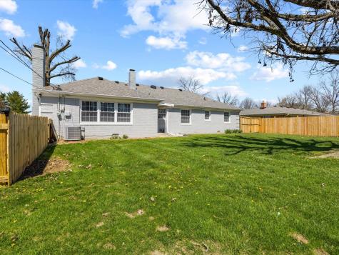 6817 Chapel Hill Road Indianapolis IN 46214