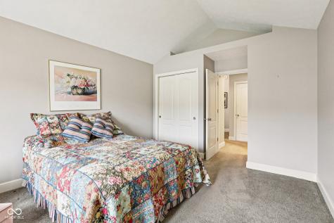 12026 Clubhouse Drive Fishers IN 46038