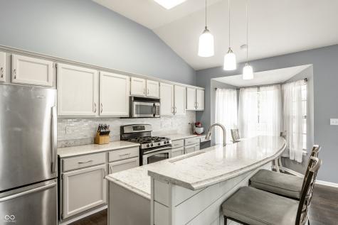 3129 Bretton Court Indianapolis IN 46268