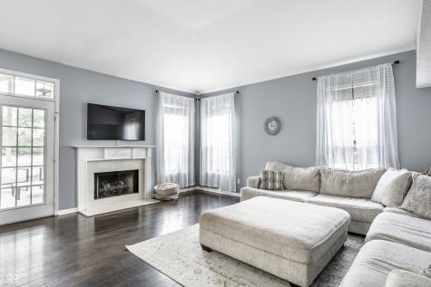 3129 Bretton Court Indianapolis IN 46268