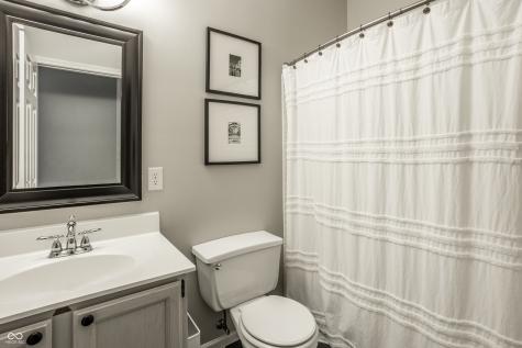 3129 Bretton Court Indianapolis IN 46268