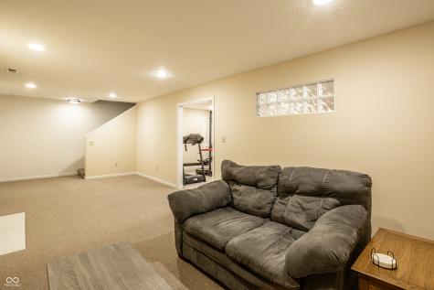 3129 Bretton Court Indianapolis IN 46268