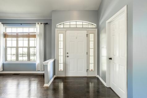 3129 Bretton Court Indianapolis IN 46268