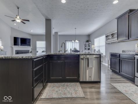 3691 Woodruff Place Bargersville IN 46106