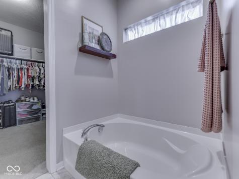 3691 Woodruff Place Bargersville IN 46106