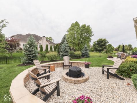 3691 Woodruff Place Bargersville IN 46106