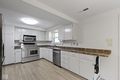 84 Bennett Road Carmel IN 46032