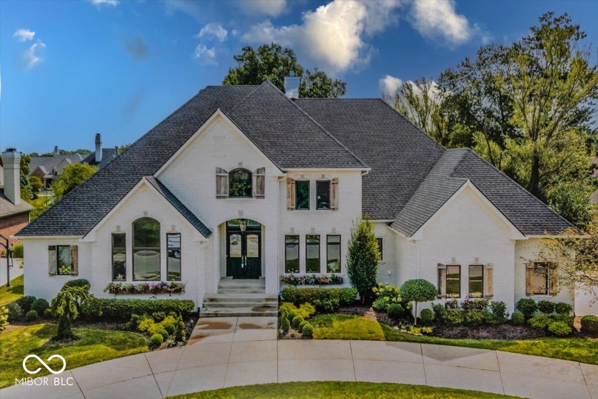 10415 Charter Oaks Carmel IN 46032