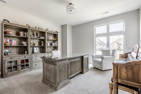 4268 Prairie Falcon Drive Zionsville IN 46077