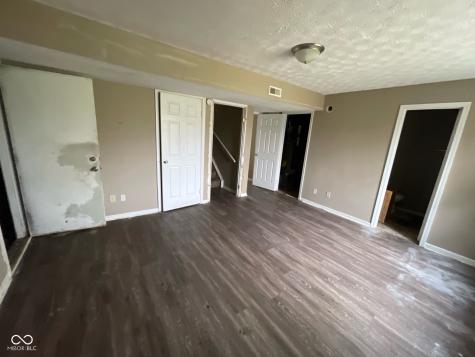 11106 Wismar Drive Indianapolis IN 46235