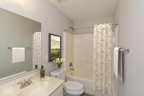 14446 Chapelwood Lane Fishers IN 46037