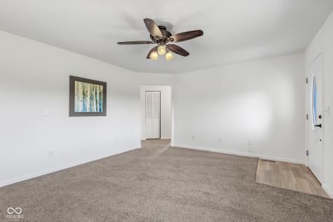 7685 W County Road 925 N Elizabethtown IN 47232