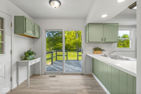 7685 W County Road 925 N Elizabethtown IN 47232
