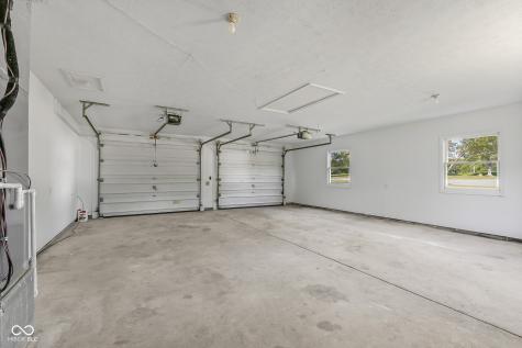 7685 W County Road 925 N Elizabethtown IN 47232