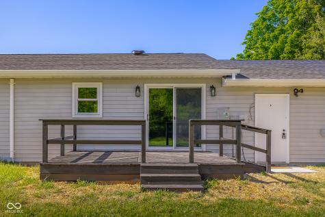 7685 W County Road 925 N Elizabethtown IN 47232