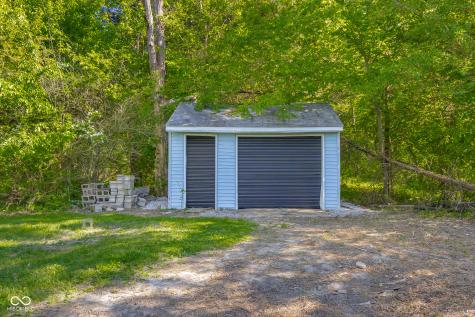 7685 W County Road 925 N Elizabethtown IN 47232
