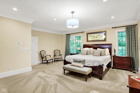 4530 Chase Oak Court Zionsville IN 46077