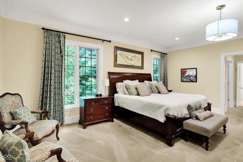 4530 Chase Oak Court Zionsville IN 46077