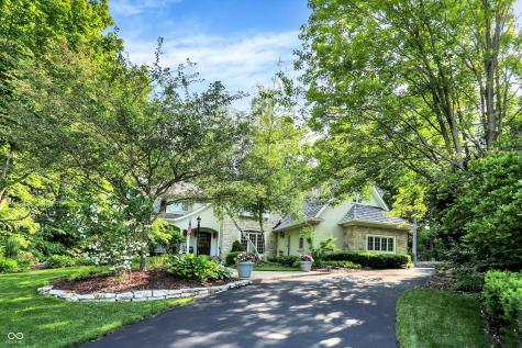 4530 Chase Oak Court Zionsville IN 46077