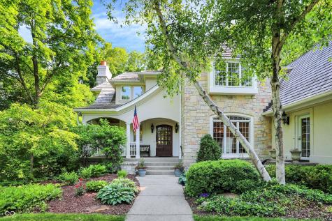 4530 Chase Oak Court Zionsville IN 46077