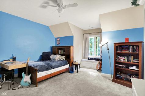 4530 Chase Oak Court Zionsville IN 46077