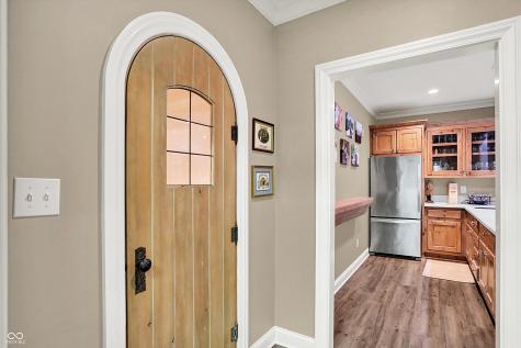 4530 Chase Oak Court Zionsville IN 46077