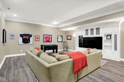 4530 Chase Oak Court Zionsville IN 46077