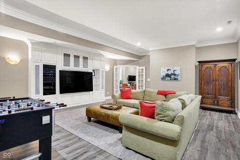 4530 Chase Oak Court Zionsville IN 46077