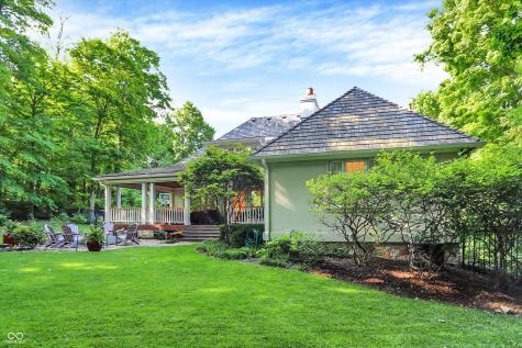 4530 Chase Oak Court Zionsville IN 46077