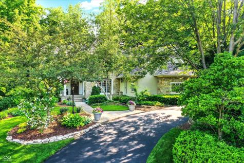 4530 Chase Oak Court Zionsville IN 46077