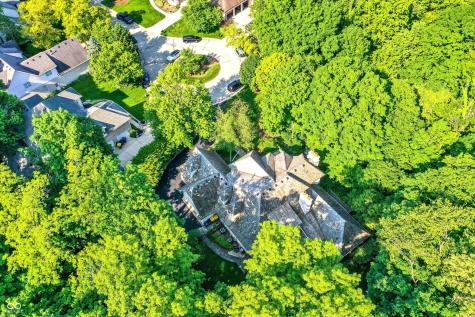 4530 Chase Oak Court Zionsville IN 46077