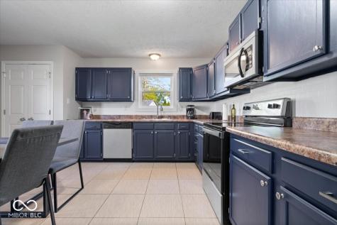 7450 Cobblestone East Drive Indianapolis IN 46236