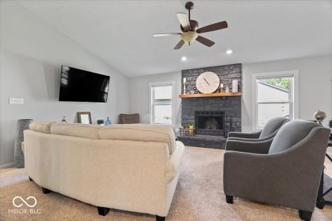 7450 Cobblestone East Drive Indianapolis IN 46236